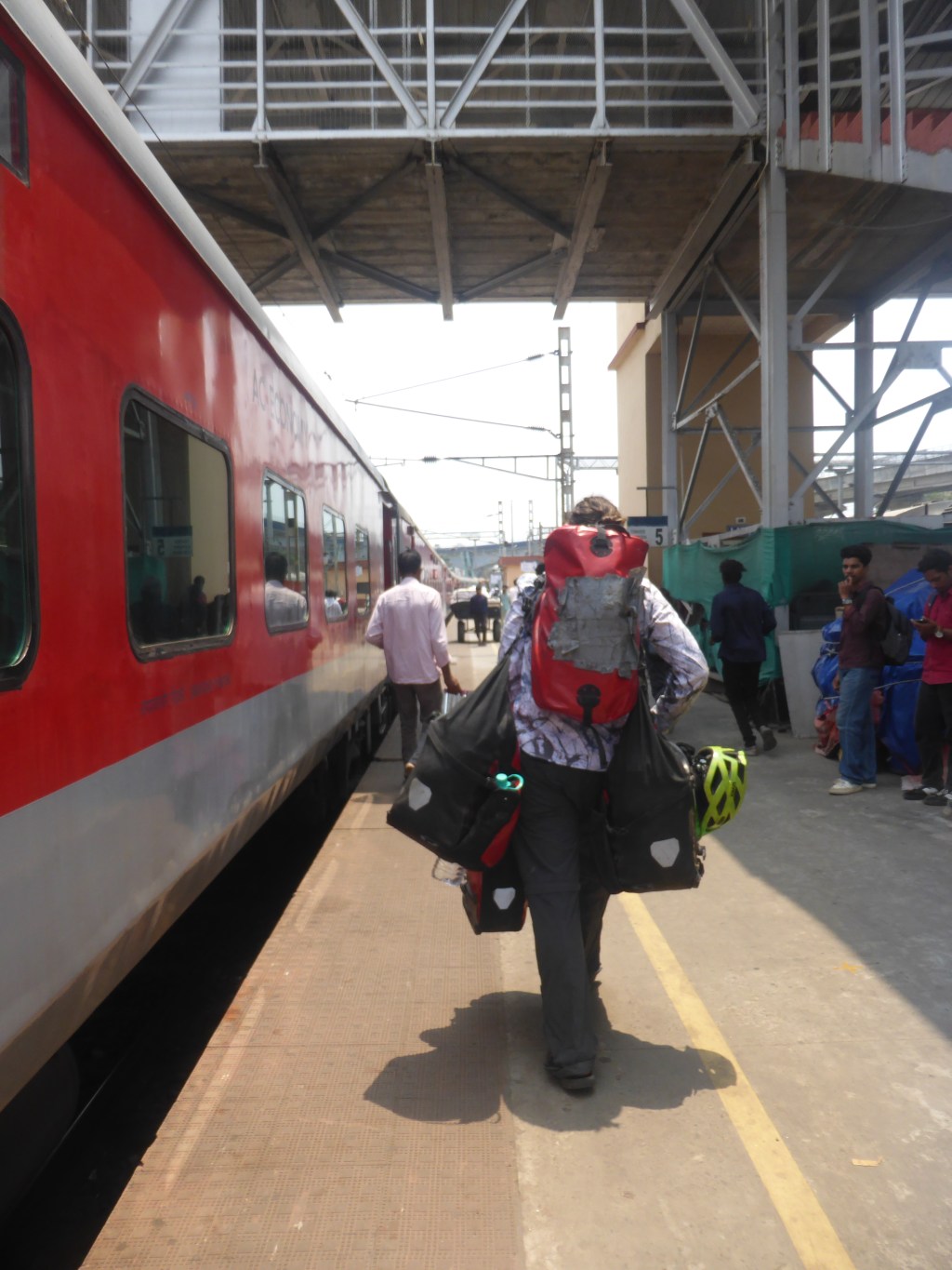 (87) Unsere Zugfahrt durch&nbsp;Indien