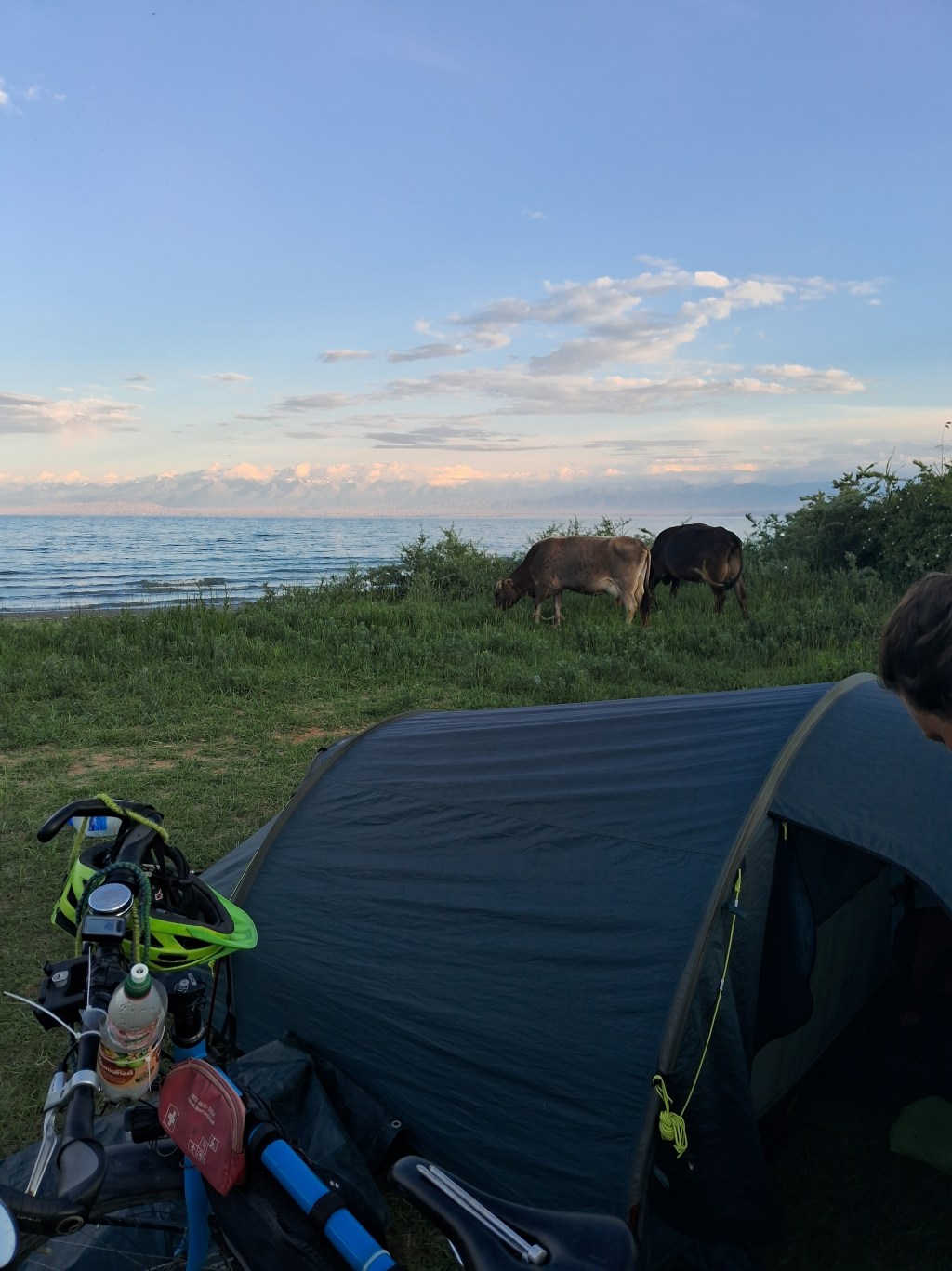 (107) Am Salzsee “ Issyk Kul“